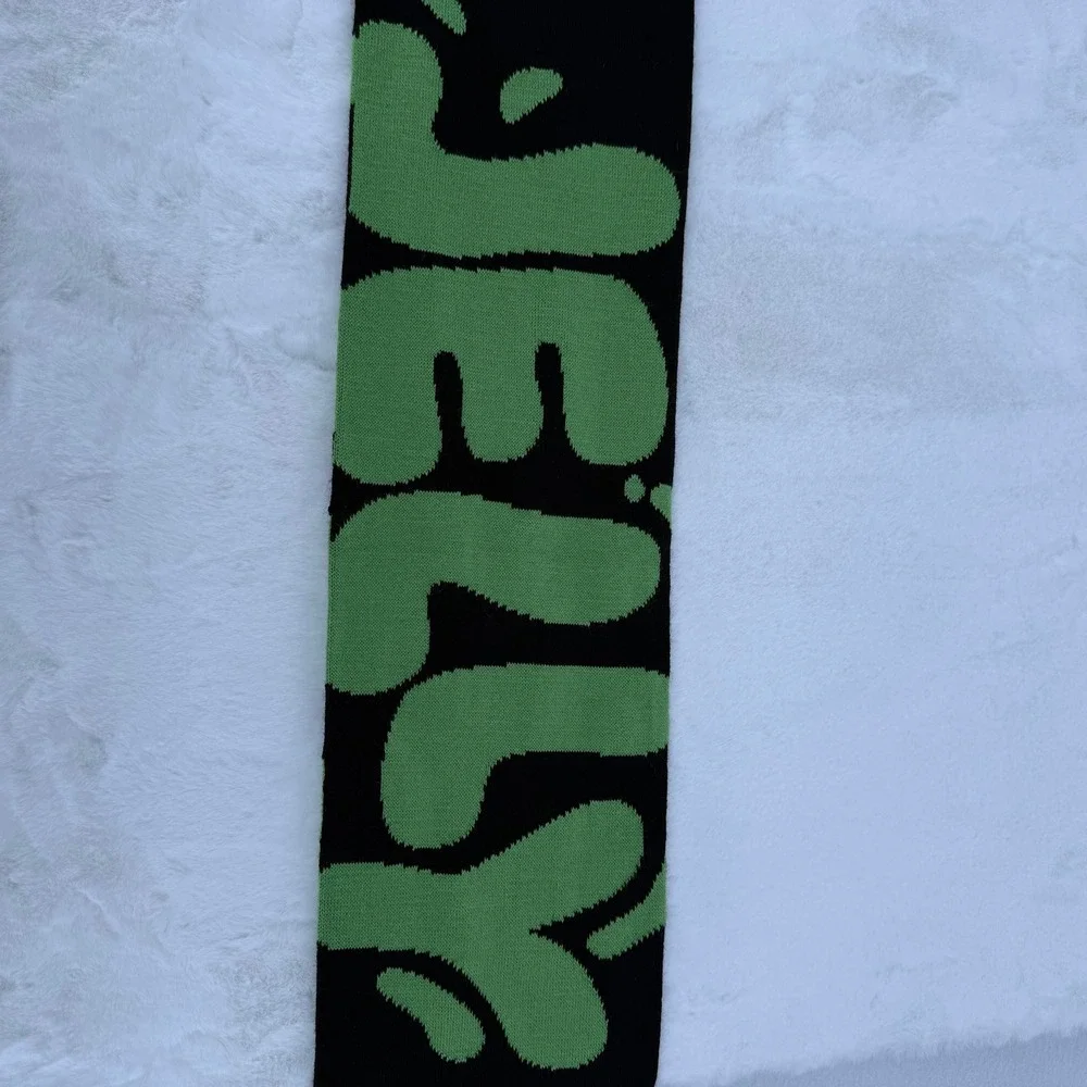 Jelly YouTuber Scarf Unisex OS Black‎ Green Knit Gaming Merch Mascot Logo